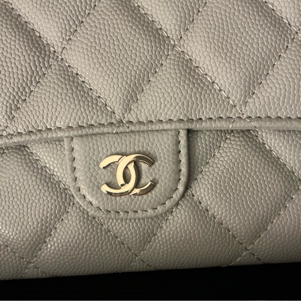 CHANEL New Dove Grey 21A Caviar Leather Gold HW WOC🩶Converted Wallet on Chain - Picture 9 of 15